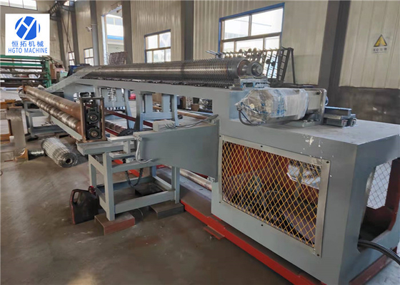 Produzindo o fio sextavado Mesh Making Machine Weaving Cnc da indústria 4000mm